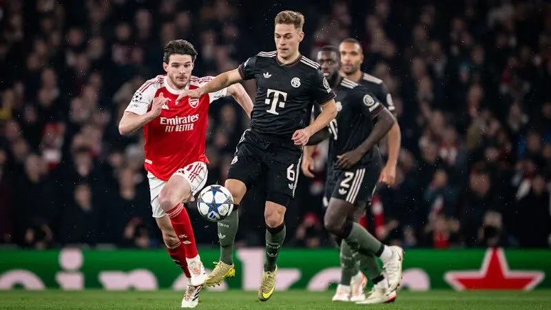 Bayern Munich đại chiến với Arsenal
