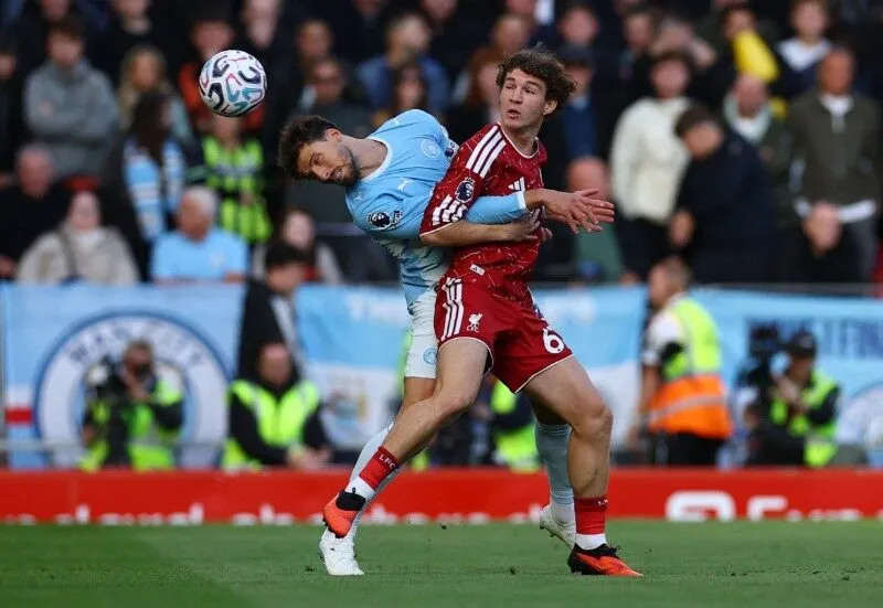 Liverpool đủ sức đánh bại Villarreal
